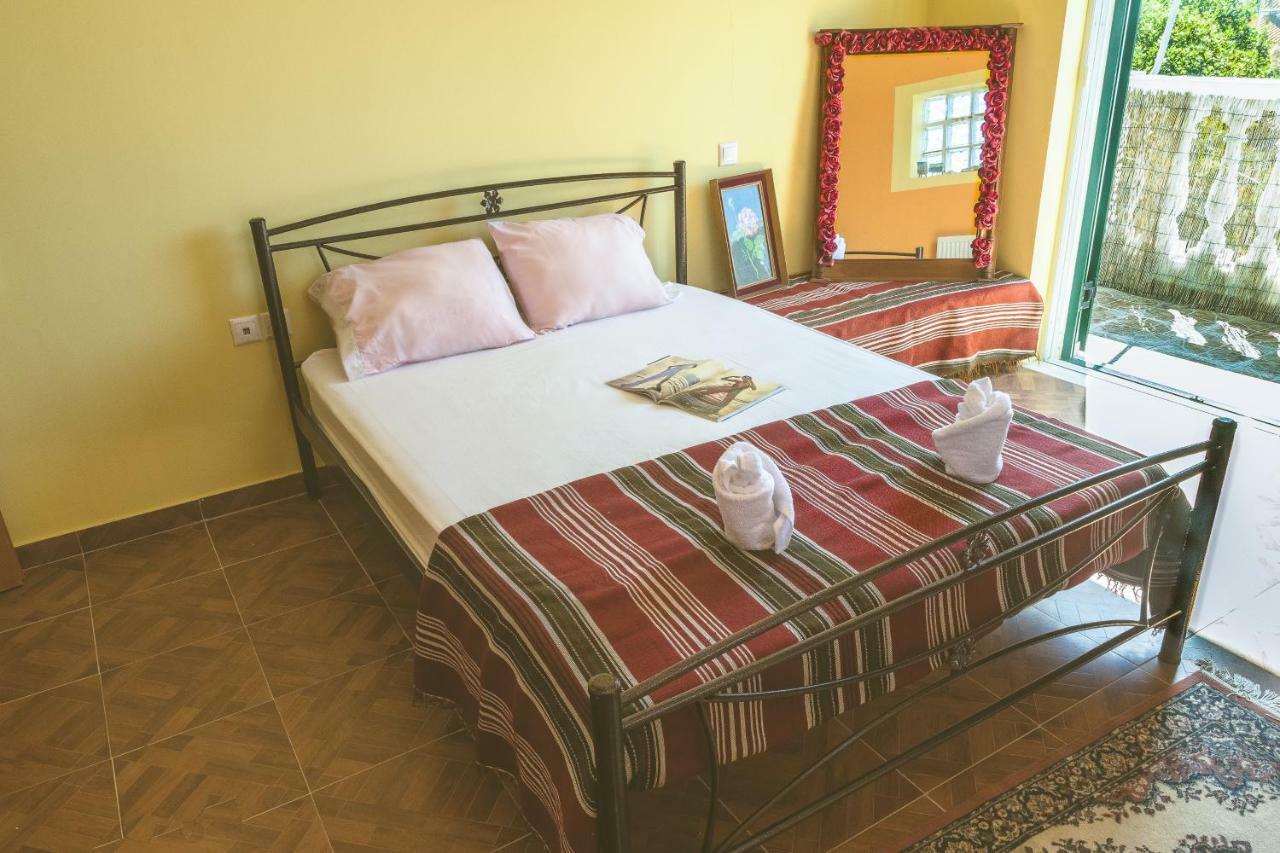 Modern Flat With Beautiful Views In South Of Corfu Apartment Lefkimmi  Ngoại thất bức ảnh